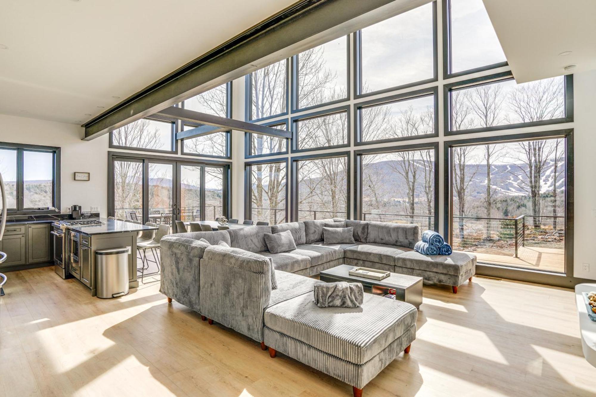 Custom Windham Mtn Villa With Pool, Theater And Views! 외부 사진